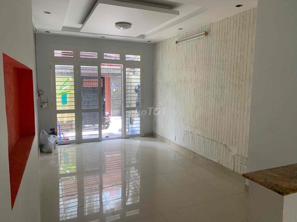 4 m downway Sơn Cang f 12 Tân Bình area 4 x17 meters 1 f 2nd floor 4