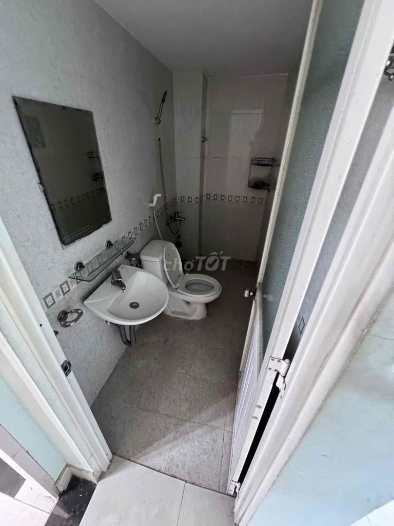 Rent an entire 250/số 8 alley, 18711 11, Gò Vấp area: 4