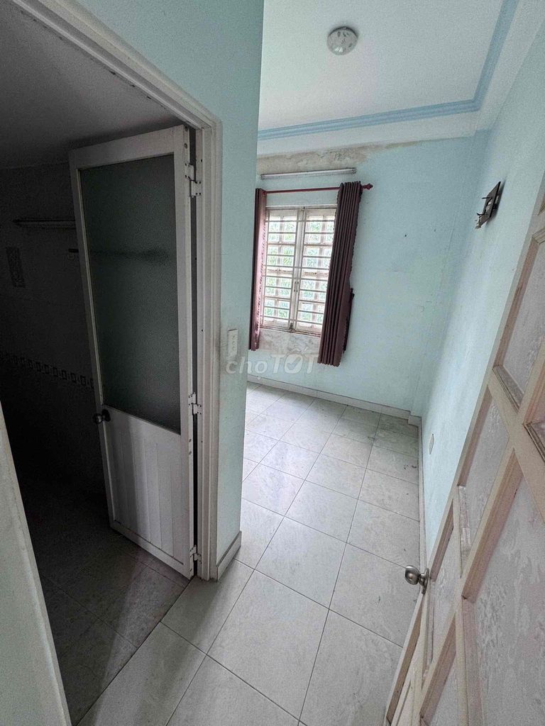 Rent an entire 250/số 8 alley, 18711 11, Gò Vấp area: 4