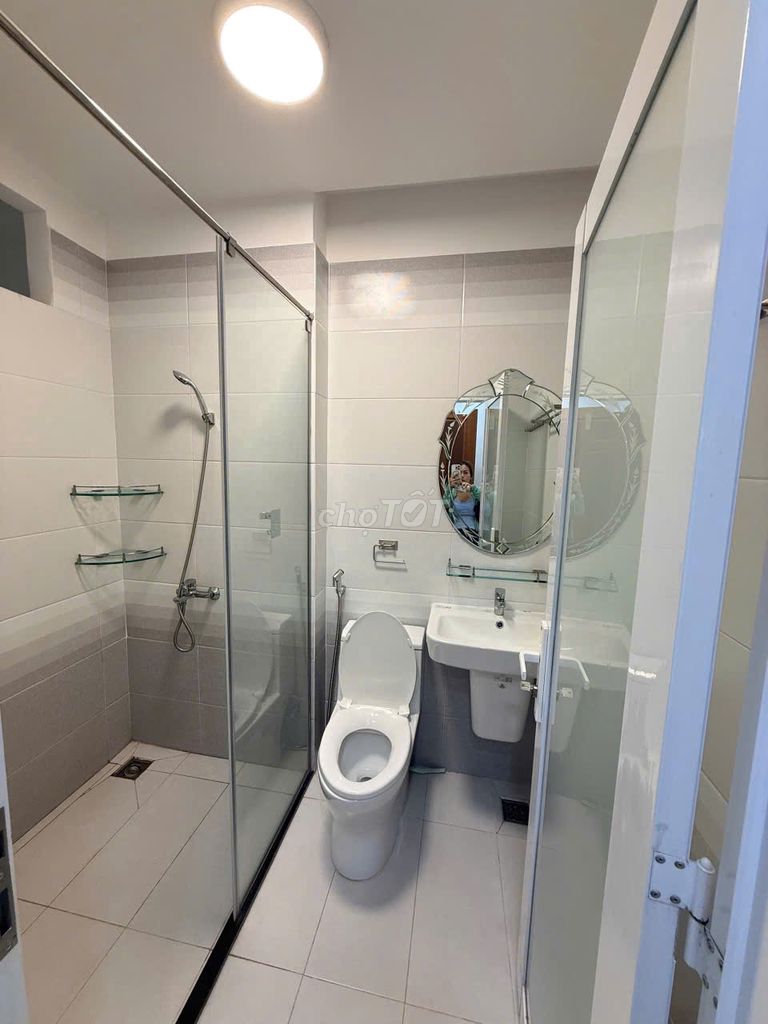 8 bedroom 10/10 toilet - 251 Nguyễn Văn Trỗi, Q.Phú Nhuận - area 8 x13 meters, at 6x