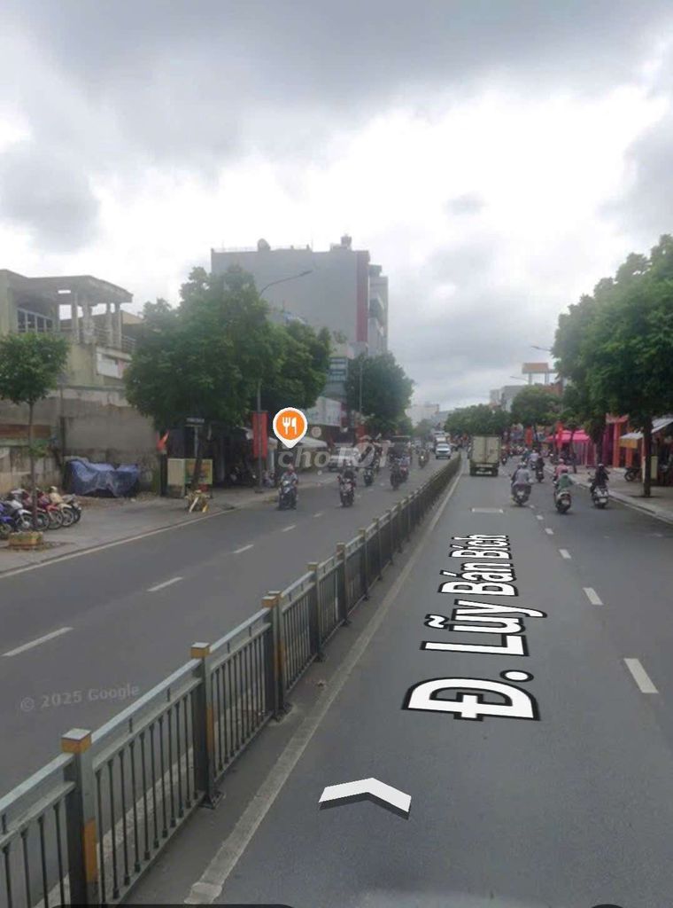 Rent for 9 x17 meters in front of Lũy Bán Bích-- Tân Phú