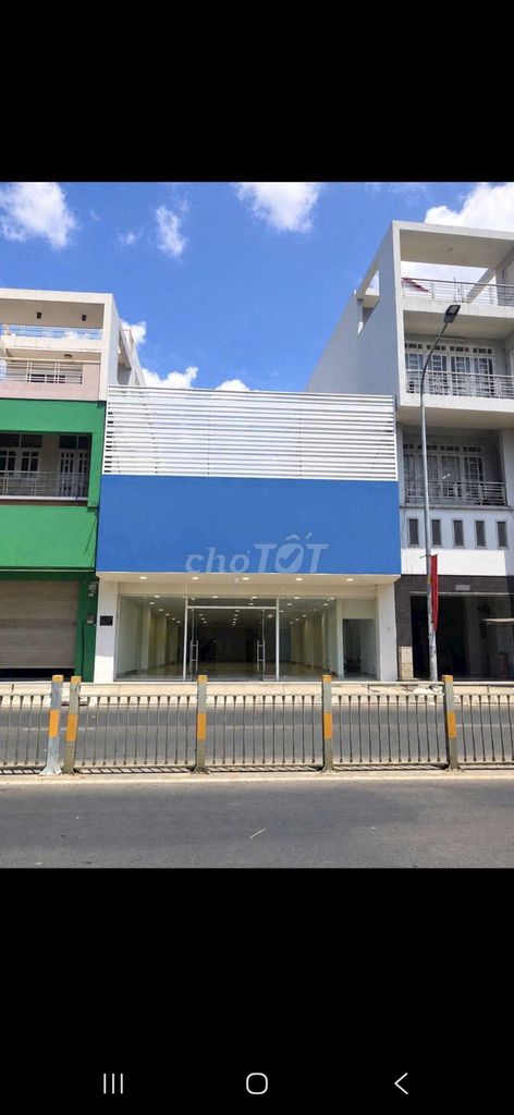 Rent for 9 x17 meters in front of Lũy Bán Bích-- Tân Phú