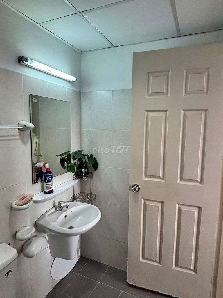 Rent Bình Khánh apartment 2 bedrooms, corner floor, cool interior