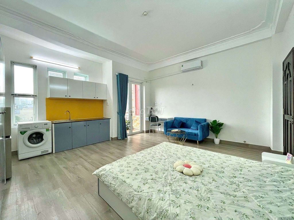 Studio Bancony right in D5, Bình Thạnh Trade Center