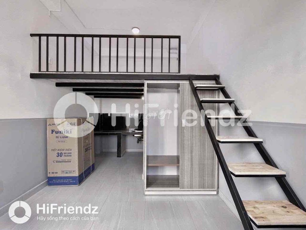 A nice, short-range guard room. Full interior.