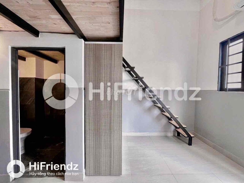 A nice, short-range guard room. Full interior.