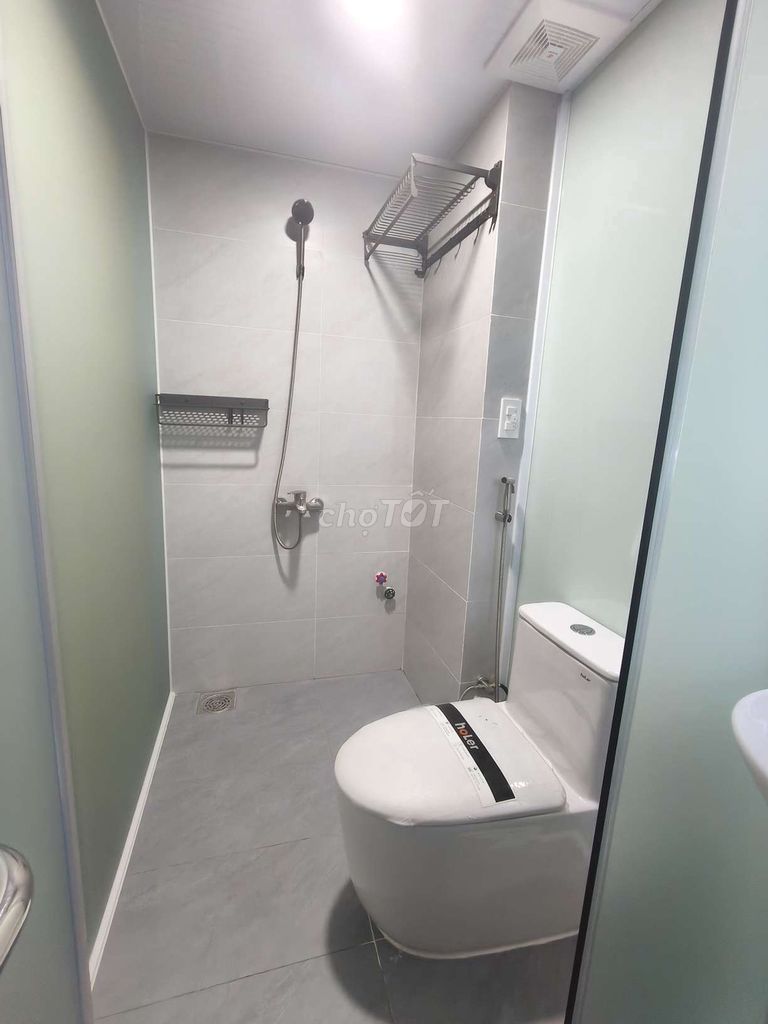 For the new apartment, full comfort, four million a month.