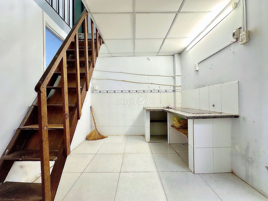 Rent a Trần thủ độ: 3.7 x 20 M is suspended 3 bedrooms, 2 toilets