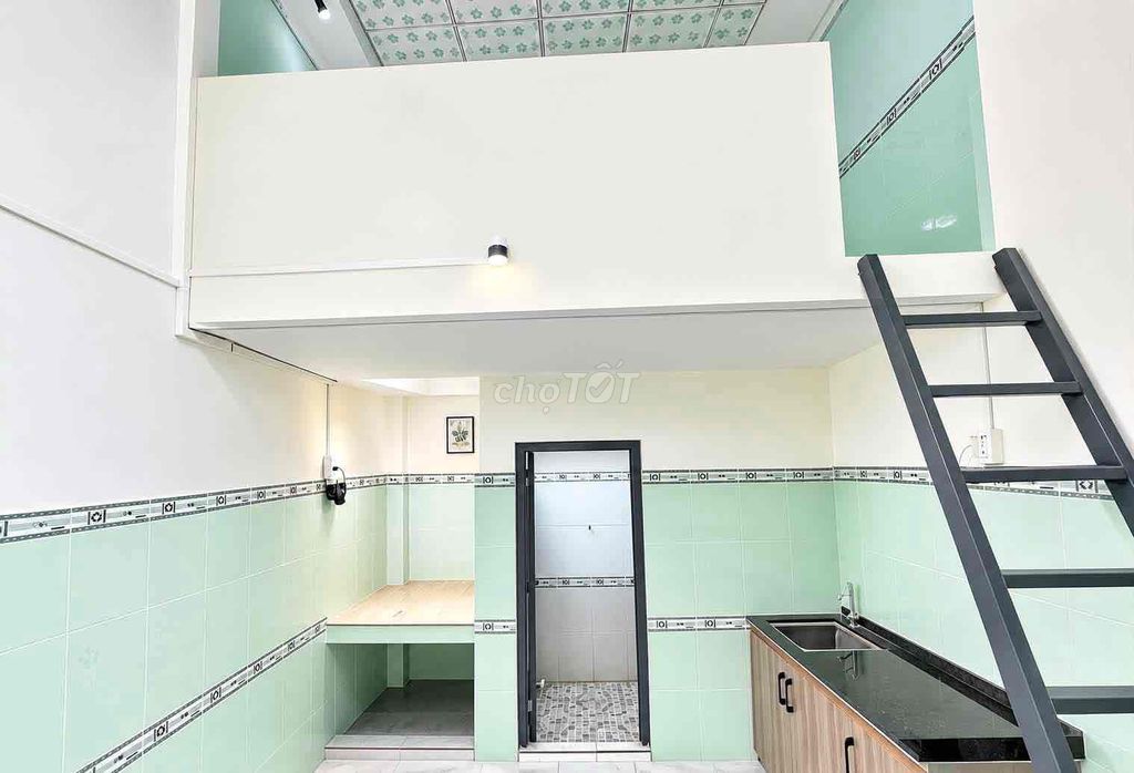 Dupler's cheaply near Huit Business College with Mat Mall Tân Phú