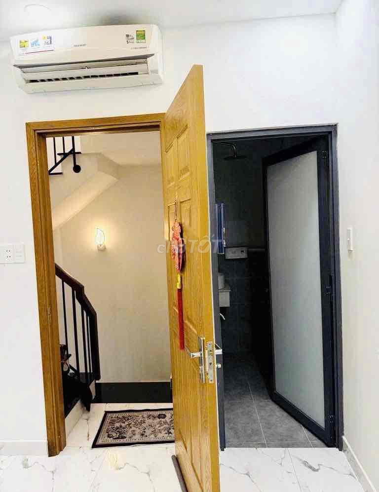 Nice house, full interior, ground, two floors, roof, Hưng Phú-710.