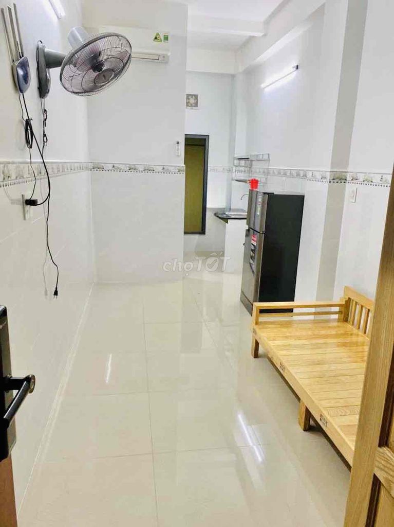 The new apartment is at two elevators.