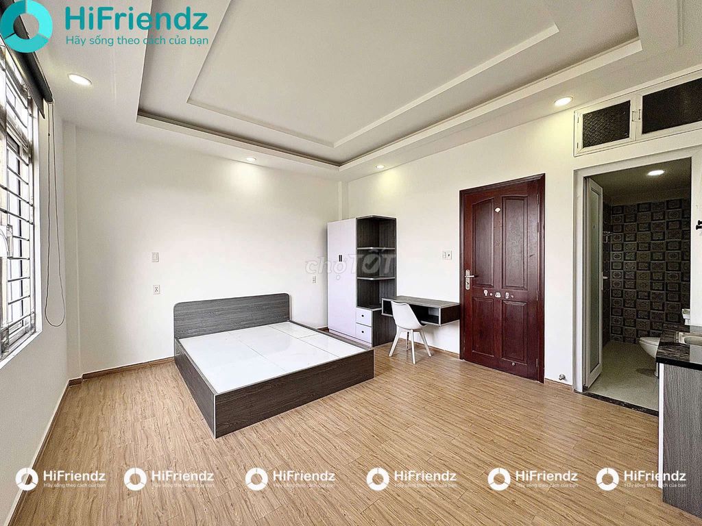 (Calt 2) Entwine studio full of furniture Kreat laket