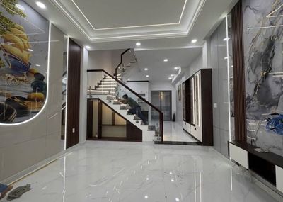 10 meters downtown Tân Sơn Nhì, 6 x 15 m_3 new photos, 4 bedrooms, 3 toilets, S. Xen