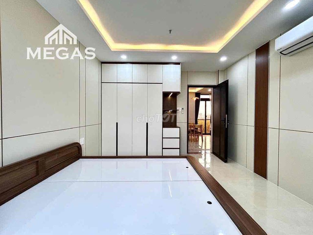 1 Bedroom, D2, Centreal Injurence, Central.