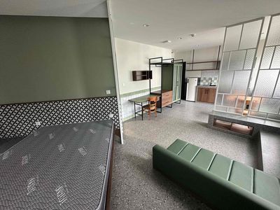 Rent an apartment full of furniture 9.5 million a month.