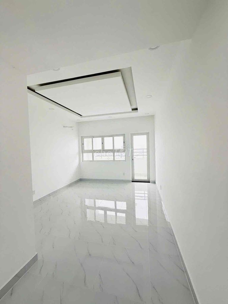 share 1 bedroom 3 million in two bedrooms.