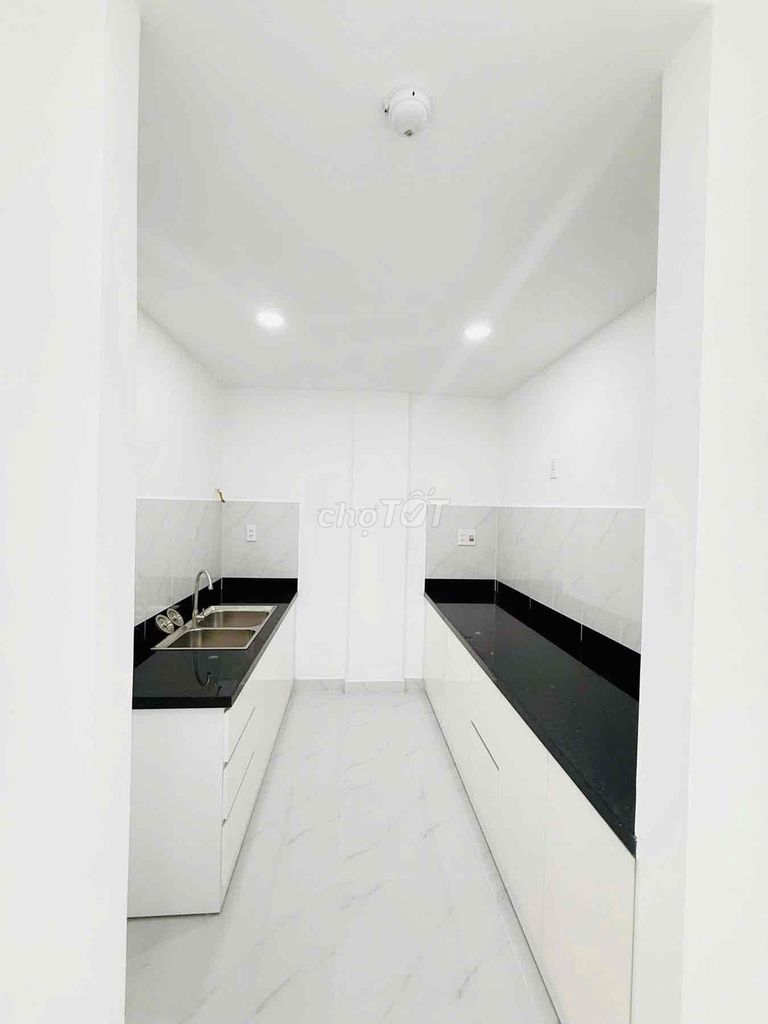 share 1 bedroom 3 million in two bedrooms.
