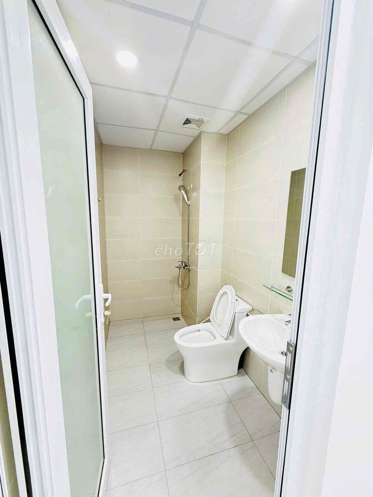 share 1 bedroom 3 million in two bedrooms.