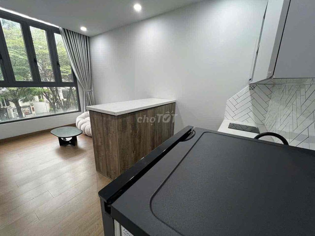 A brand R.Cộng Hoà bedroom right in town/T3/lotte new time free time.