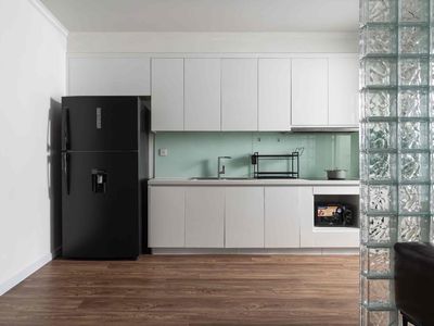 It's exclusive for two nice bedrooms, black and white decor.