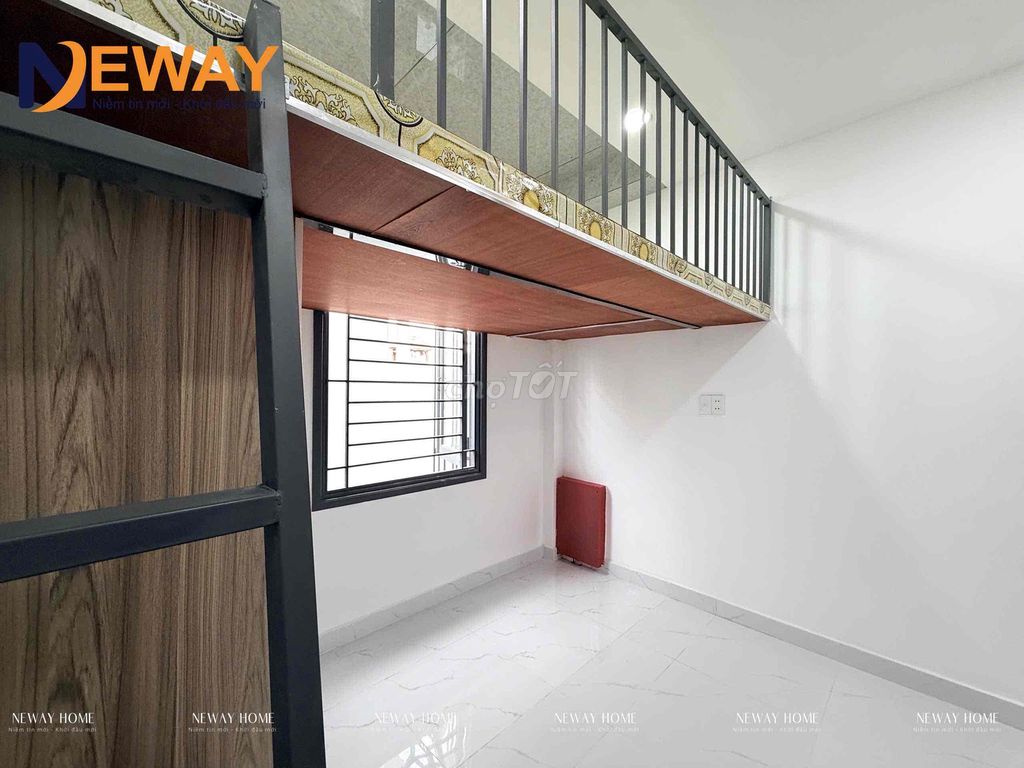 Rent an empty interior - built elevator - near a neweon