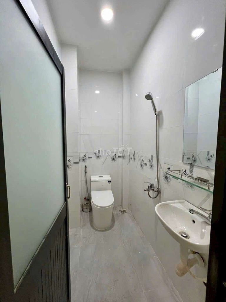 To rent cheap housing
