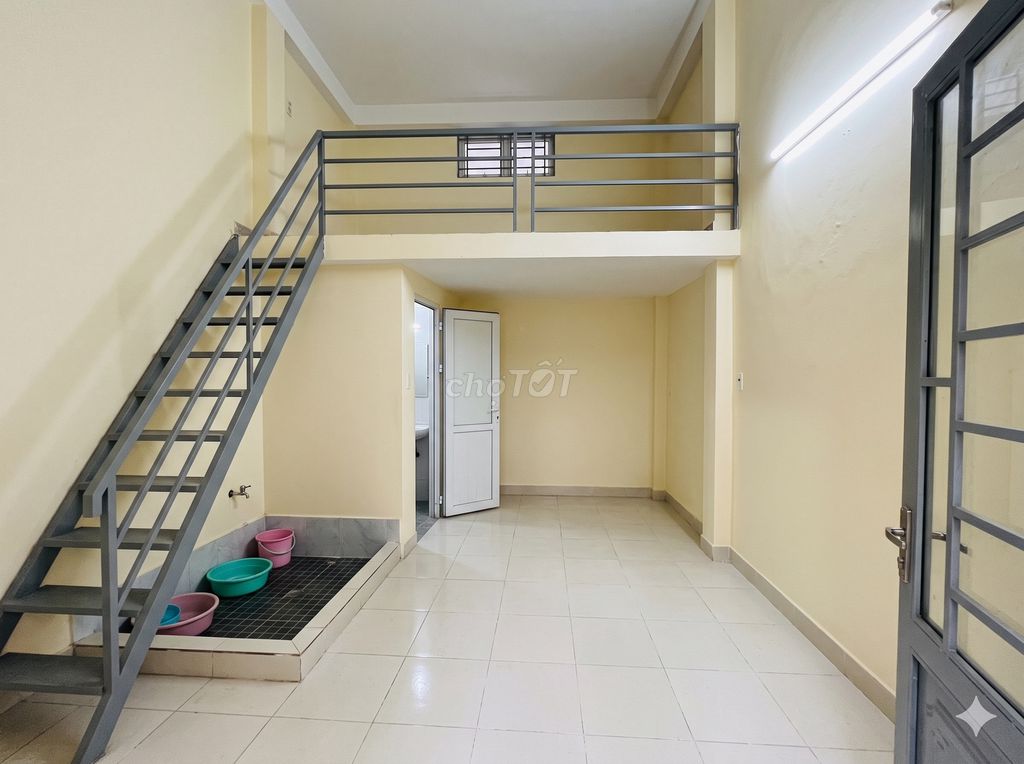 Rent a cheap motel at 25th Ward, Bình Thạnh district.