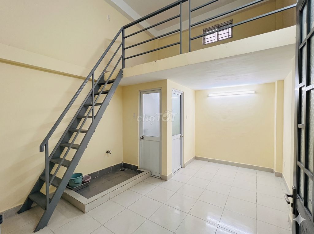 Rent a cheap motel at 25th Ward, Bình Thạnh district.