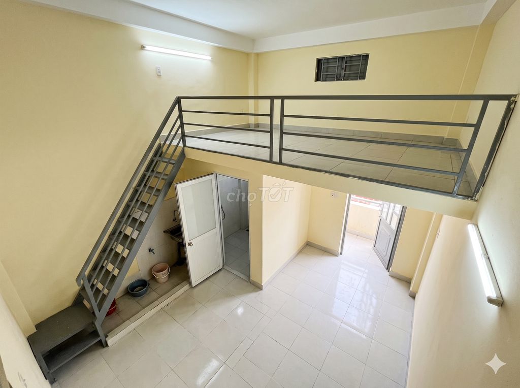 Rent a cheap motel at 25th Ward, Bình Thạnh district.