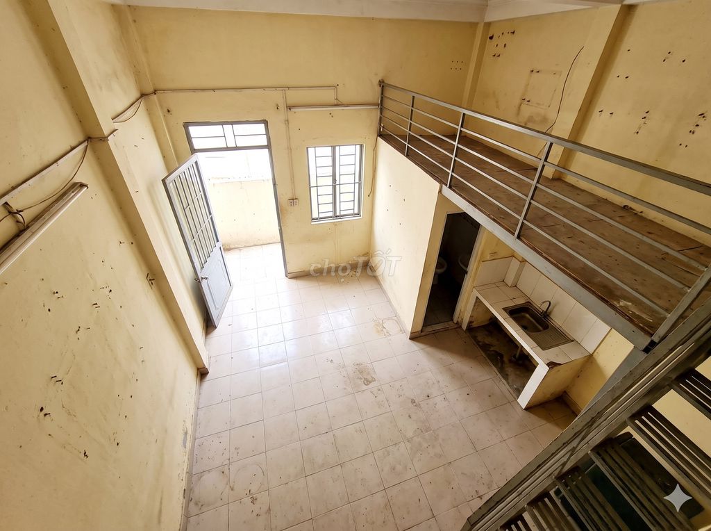 Rent a cheap motel at 25th Ward, Bình Thạnh district.