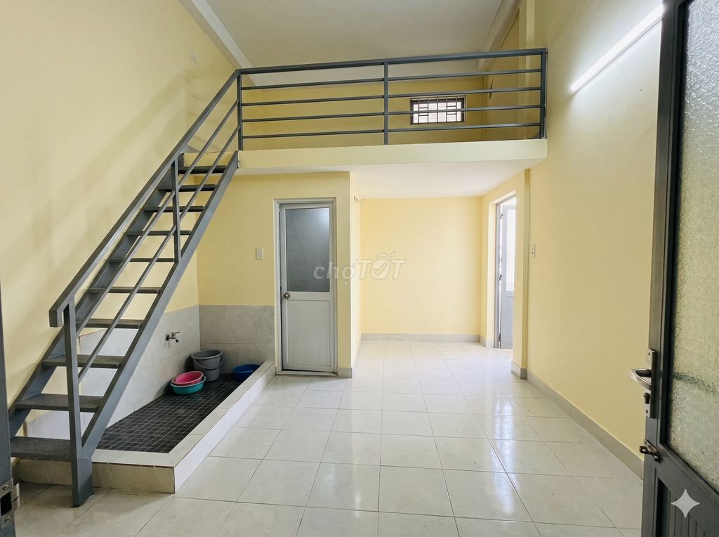 Rent a cheap motel at 25th Ward, Bình Thạnh district.