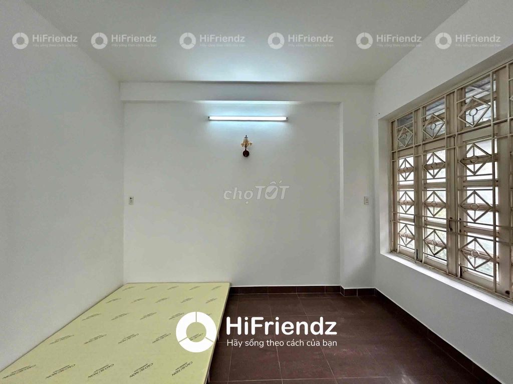 The window studio is super open, full of furniture near the medical university, open university.