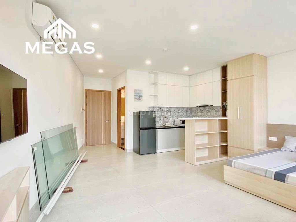 - The apartment is in the airport. - Hoàng Văn Thụ - newly built open-bard.