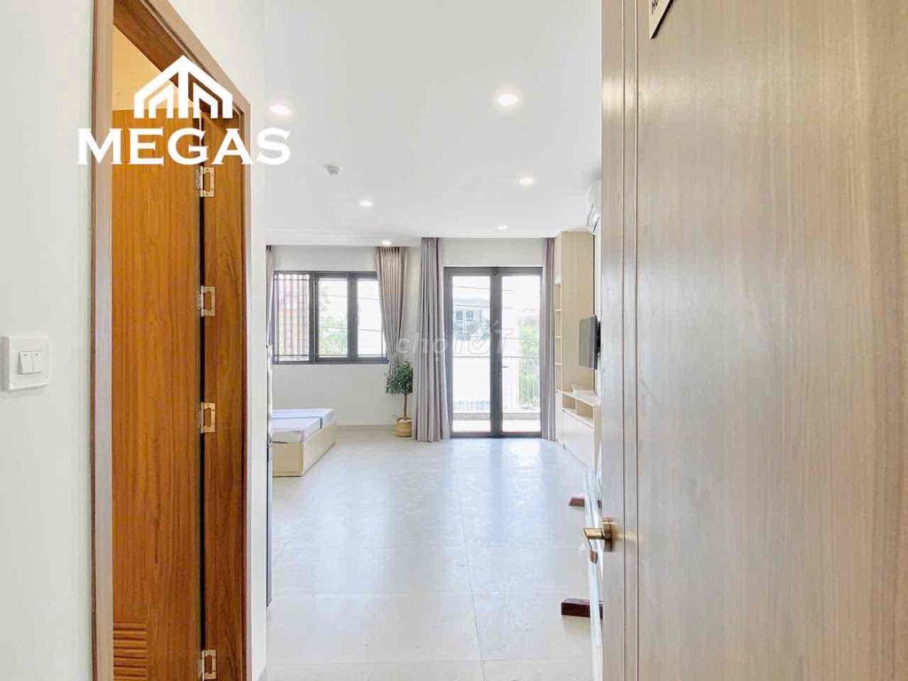 - The apartment is in the airport. - Hoàng Văn Thụ - newly built open-bard.
