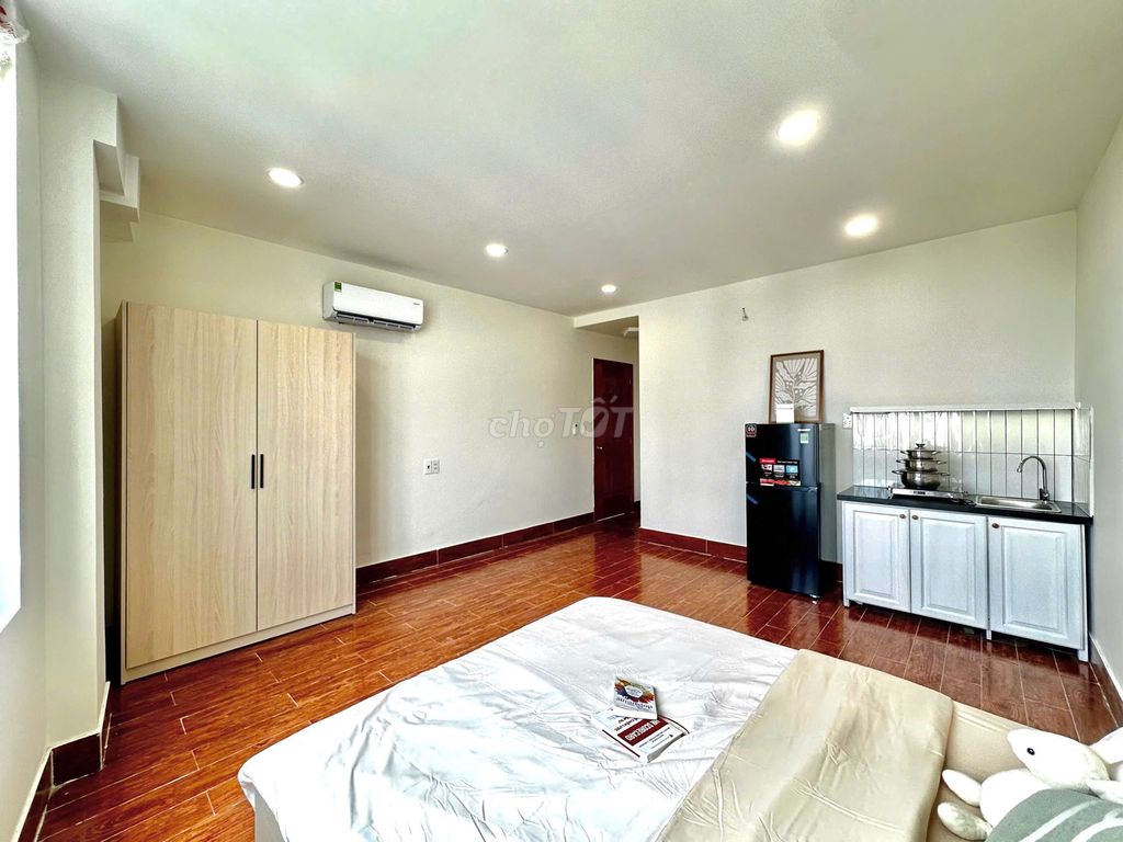 Wide studio - full furniture close lotte, tdtu