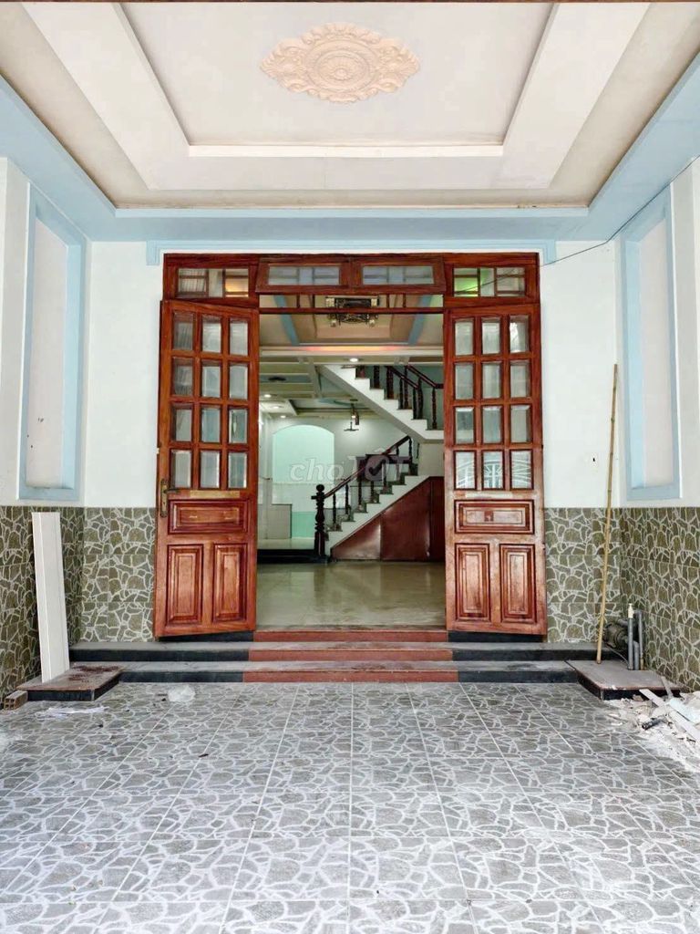 Rent a three-story Dương Thị Mười Tân Thới Hiệp District 12.