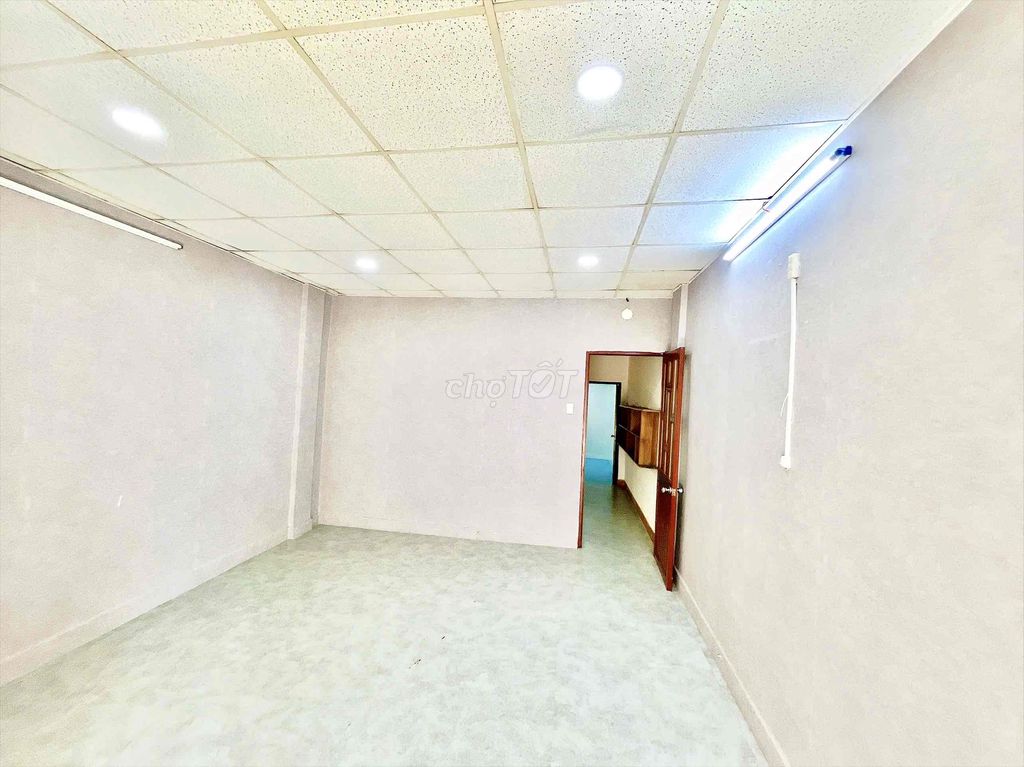 House near Tân Sơn Nhì - 4 x 15 meters - 1 new floor - cheap