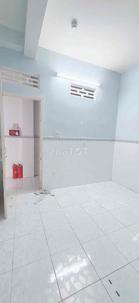 The 8th District Rent Room