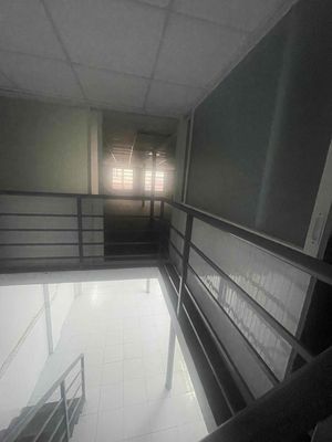 We'll rent 5*13 1 st. 2th floor alley 285 cmmt8