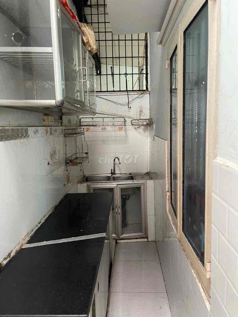 Forty-five meters a bedroom. A bathroom.
