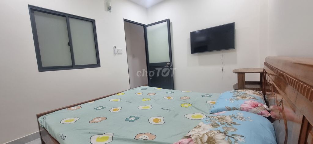 Rent the original house, new, 4 x 20 meters equals 80 mv, one floor, 425th of Clouds