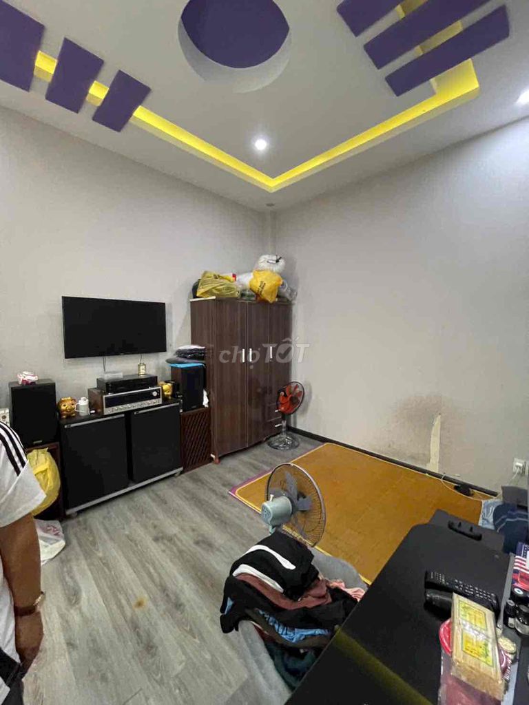 Rent Bàu Cát 2 4 x14 1 ground 3 floors 5 bedroom 4 toilets