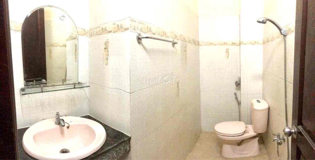 The 2nd floor of st 411 M has four bedrooms, three bathrooms, Dương Quảng Hàm-7.750.