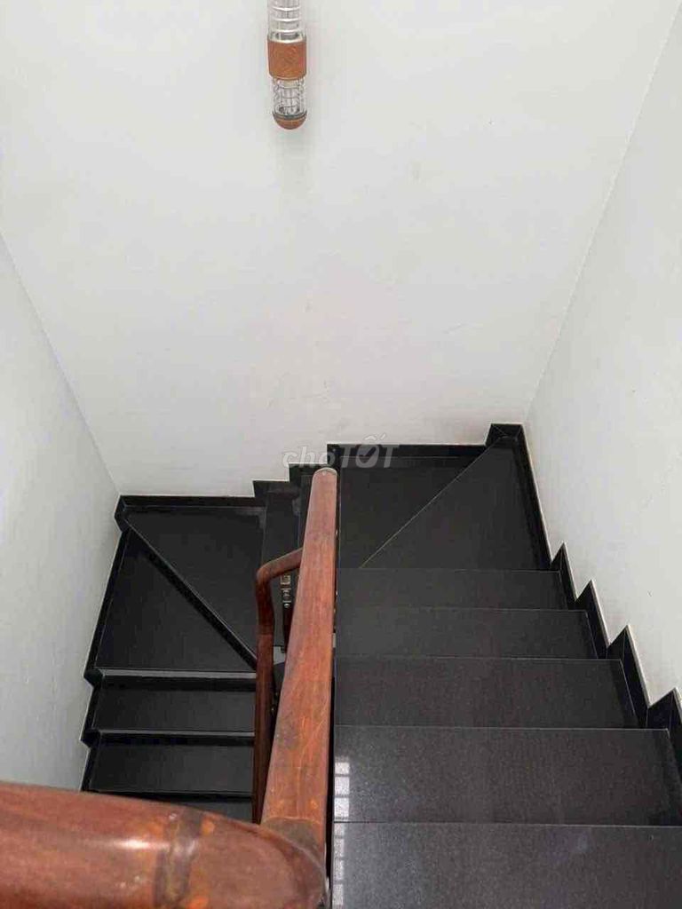 Rent an alley building 549/ Lê Văn Thọ-7* 14 Gò Vấp 4 meters 4 bedroom 5 toilets