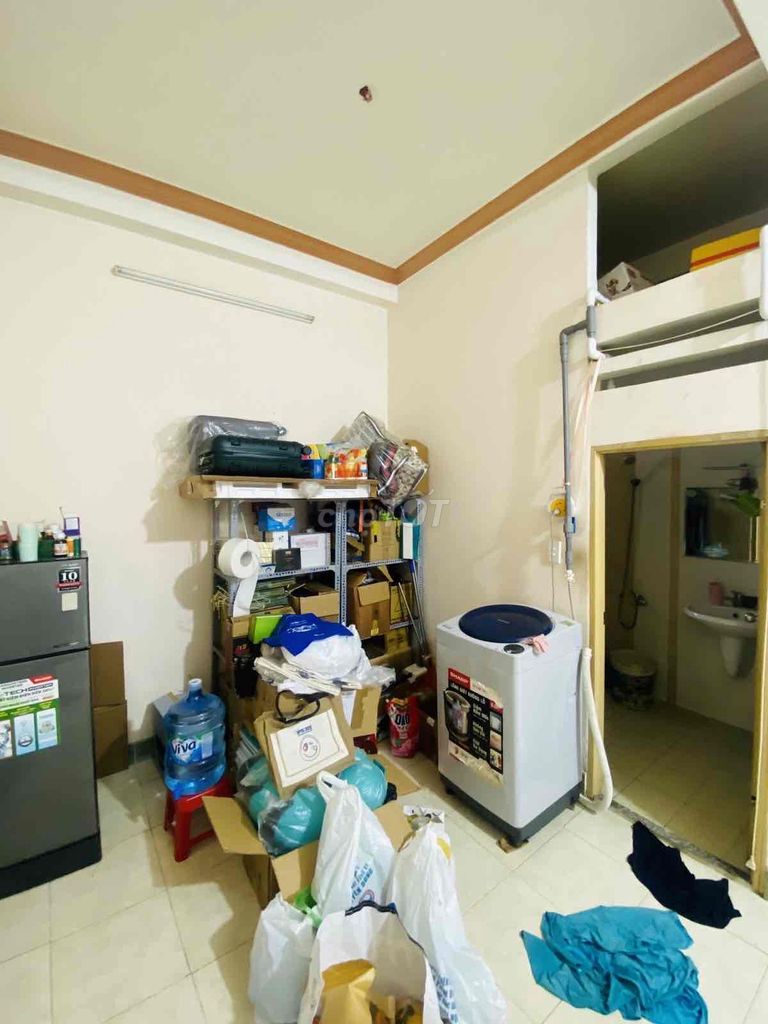 Qq0207 15th District 10 - 5th floor 66 m2 (5.6 blooms 5.7 x 11) at 25 million.