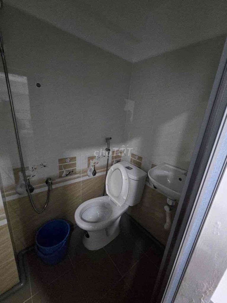Rent a new house. Build a 1942 alley.