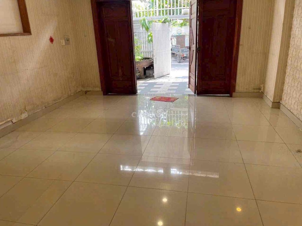 (14 million) Rent the main street near Yangtze District 2rd floor.