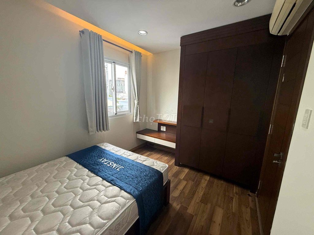 Three bedrooms have a 175 M2 - full interior garden, Phú Nhuận 0125 million/T