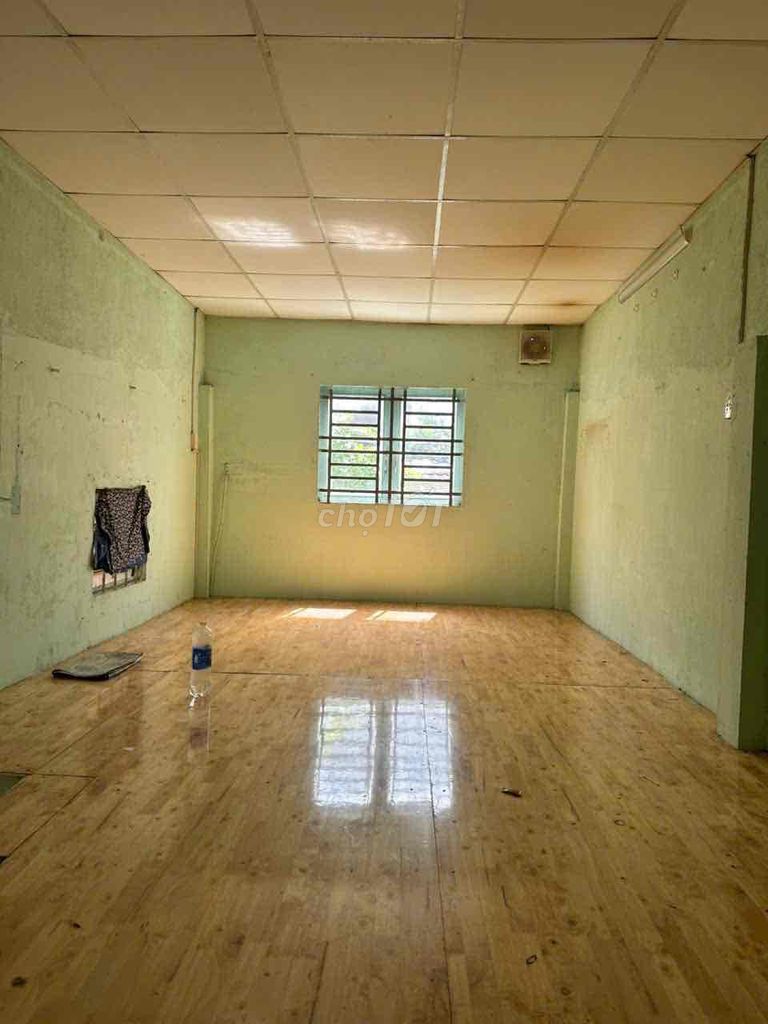 To rent an alley.