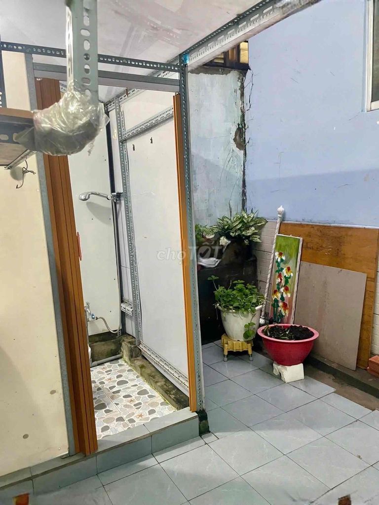 Rent dem 51 Cao Thắng District 3 60 m2 second floor bedroom -11 million